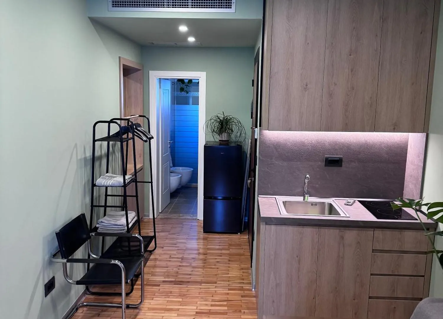 The Hidden Gem Of Blloku Apartment Tirana 0*,  Albania